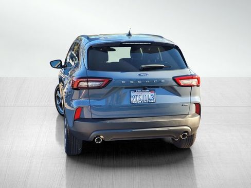Used 2025 Ford Escape ST-Line w/ Equipment Group 301A image 5