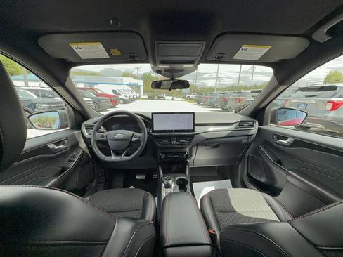 Certified 2024 Ford Escape ST-Line w/ Tech Pack #1 AWD/4WD image 19