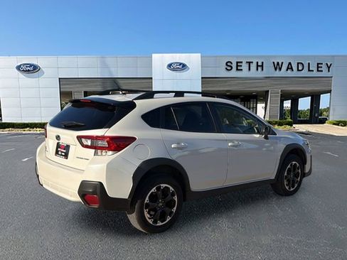 Used 2022 Subaru Crosstrek 2.0i image 7