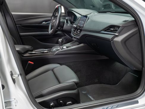 Used 2024 Cadillac CT4 V Blackwing image 31