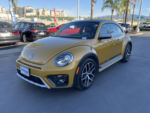 Used 2016 Volkswagen Beetle 1.8T Dune image 2