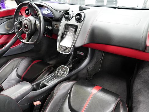 Used 2017 McLaren 570S Coupe RWD image 20