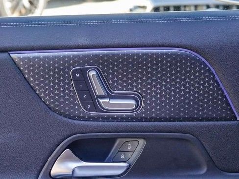 Used 2025 Mercedes-Benz GLA 250 GLA 250 image 11