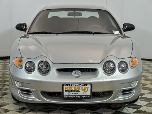 Used 2001 Hyundai Tiburon FWD image 4