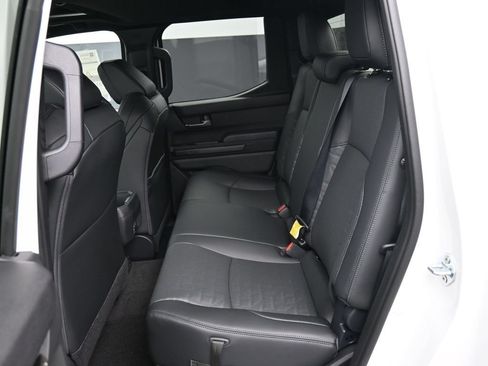 Certified 2024 Toyota Tacoma TRD Off-Road w/ TRD Off Road Premium Package AWD/4WD image 21