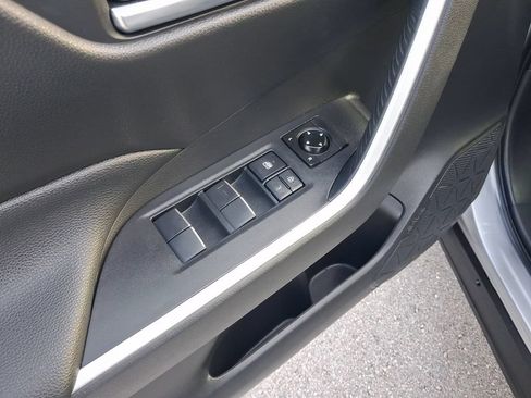Used 2020 Toyota RAV4 XLE Premium FWD image 19