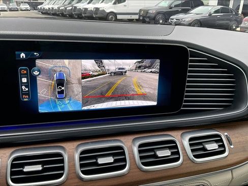 Used 2026 Mercedes-Benz GLE 53 AMG 4MATIC image 26