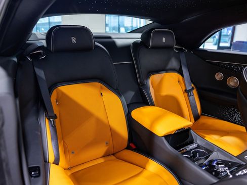 Used 2024 Rolls-Royce Spectre w/ Spectre Launch Package AWD/4WD image 31
