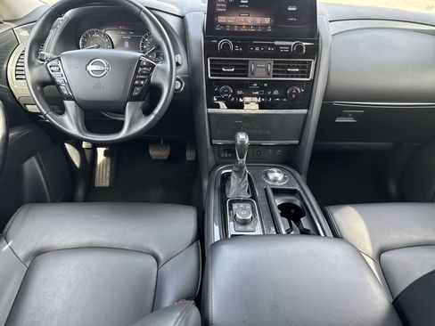 Used 2024 Nissan Armada SV AWD/4WD image 15