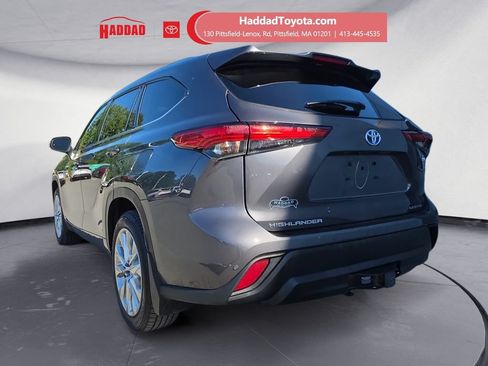 Used 2023 Toyota Highlander Limited AWD/4WD image 3