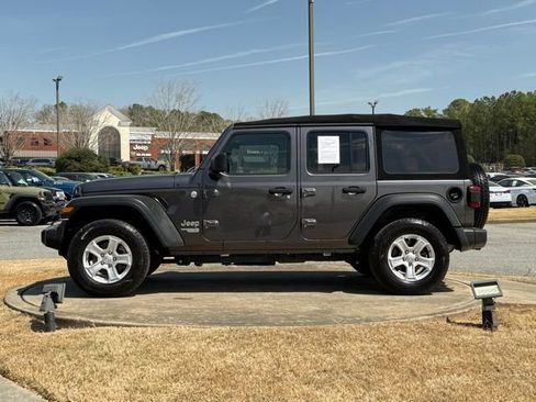 Used 2020 Jeep Wrangler Unlimited Sport S image 4