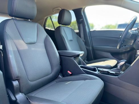 Used 2023 Buick Encore GX Preferred w/ Cold Weather Comfort Package AWD/4WD image 12