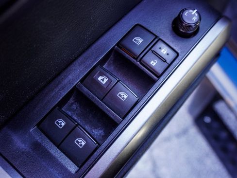 Used 2019 Toyota Tacoma SR5 image 21