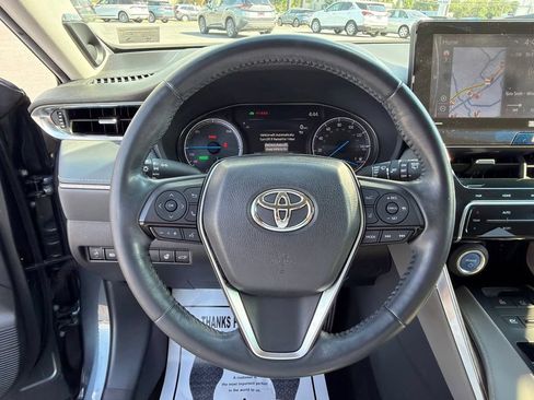 Used 2021 Toyota Venza XLE w/ Softex Package AWD/4WD image 29
