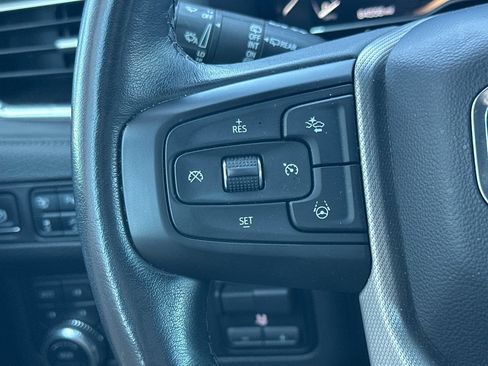Used 2023 GMC Yukon XL Denali w/ Denali Reserve Package AWD/4WD image 35