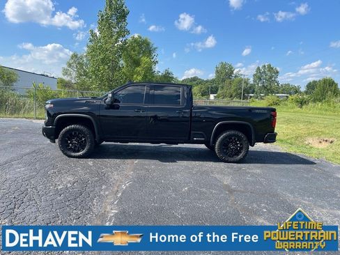 Used 2026 Chevrolet Silverado 2500 LTZ w/ Trail Boss Package AWD/4WD image 3