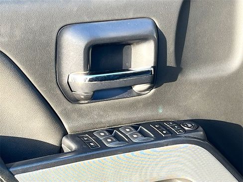 Used 2018 Chevrolet Silverado 1500 LT w/ All Star Edition image 17