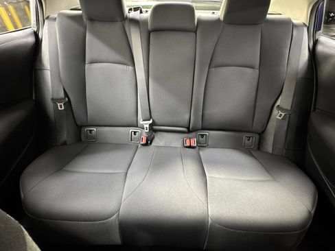 Used 2022 Toyota Corolla LE image 5