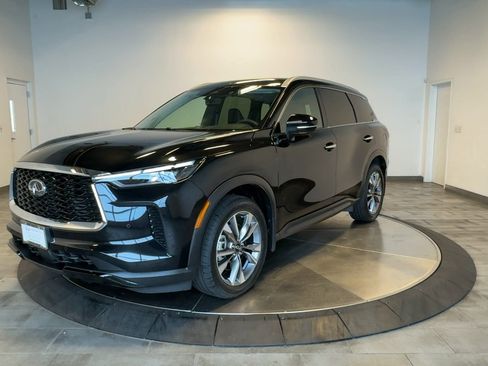 Certified 2023 INFINITI QX60 Luxe w/ Cargo Package AWD/4WD image 4