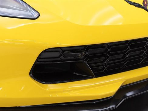 Used 2018 Chevrolet Corvette Z06 RWD image 23
