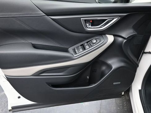 Used 2023 Subaru Forester Limited image 7