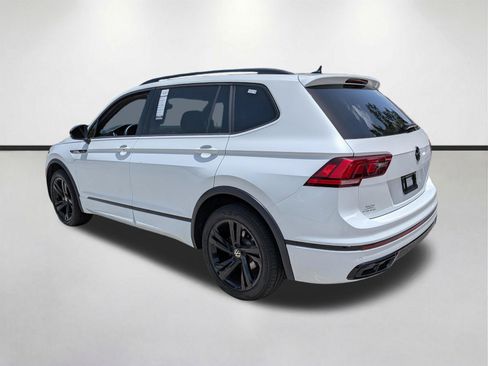 Used 2023 Volkswagen Tiguan SE R-Line FWD image 5