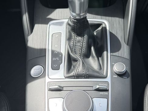 Used 2018 Audi A3 e-tron Premium w/ Sport Package FWD image 25