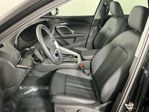 Certified 2025 Audi Q5 2.0T Premium Plus w/ Premium Plus image 13