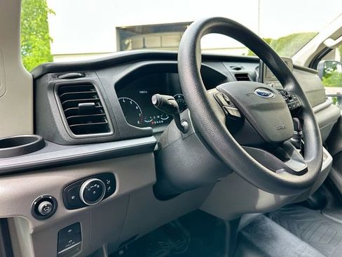 Used 2024 Ford Transit 250 Low Roof w/ Exterior Upgrade Package RWD image 11