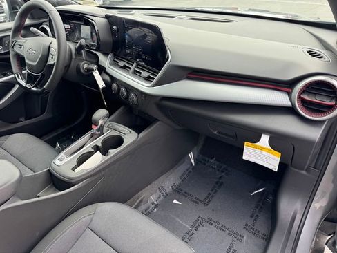 New 2026 Chevrolet Trax RS w/ Sunroof Package FWD image 6