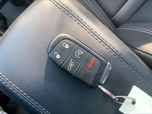 Used 2023 Jeep Compass High Altitude w/ Driver Assist Group I AWD/4WD image 13