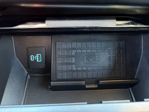 Used 2022 Ford F150 Lariat w/ Equipment Group 502A High image 34