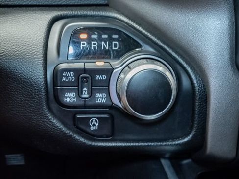 Used 2020 RAM 1500 Big Horn AWD/4WD image 14
