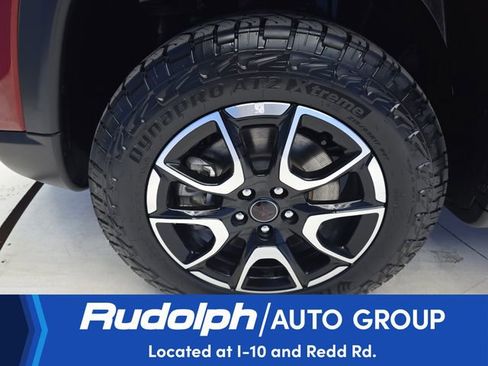 Used 2025 Jeep Compass Trailhawk image 32