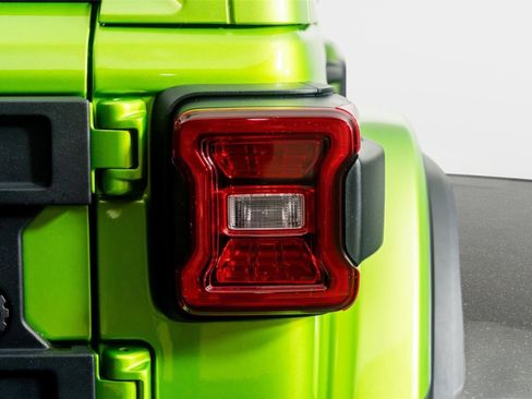 Used 2025 Jeep Wrangler Rubicon 392 image 13