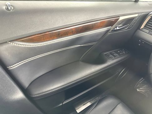 Used 2017 Lexus RX 350 AWD w/ Premium Package image 34
