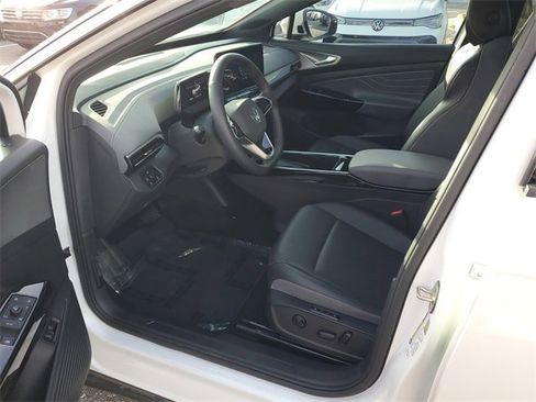 Certified 2023 Volkswagen ID.4 Pro S Plus image 17