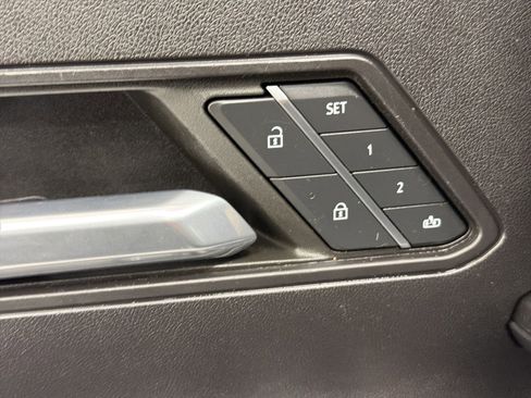 Used 2024 GMC Hummer EV 2X w/ Extreme Off-Road Package AWD/4WD image 12