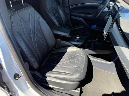 Used 2023 Ford Mustang Mach-E Select RWD image 33