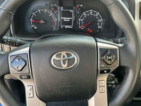 Used 2020 Toyota 4Runner SR5 Premium w/ Moonroof Package image 7