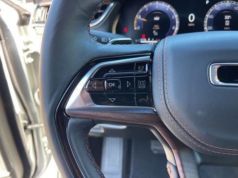 Used 2025 Jeep Grand Cherokee Summit w/ Adv Protech Group IV image 17