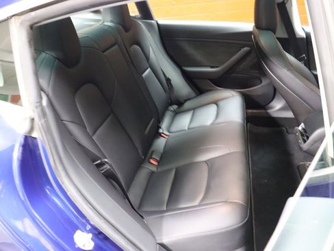 Used 2020 Tesla Model 3 Standard Range Plus image 60