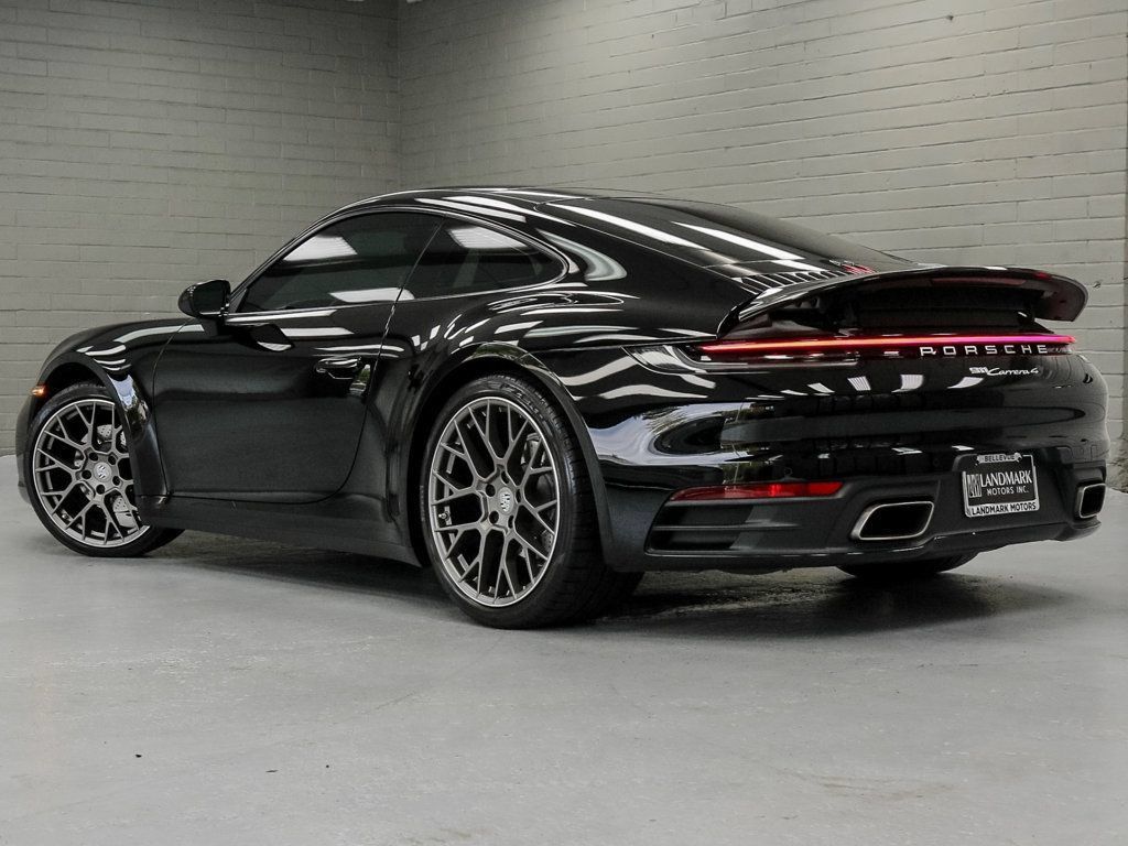 Used 2022 Porsche 911 Carrera 4 AWD/4WD image 32