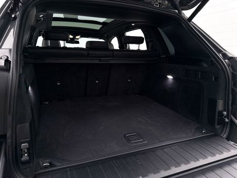 Used 2021 BMW X5 M50i image 34