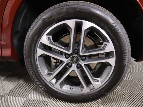 Used 2025 Audi Q5 Premium Plus w/ Premium Plus image 34