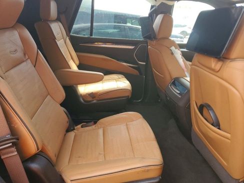 Used 2025 Cadillac Escalade Premium Luxury w/ Touring Package AWD/4WD image 9