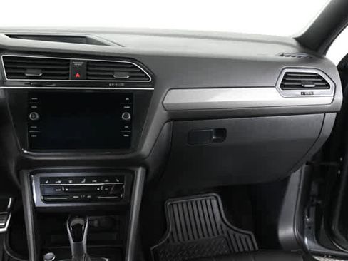 Used 2023 Volkswagen Tiguan SE R-Line image 16