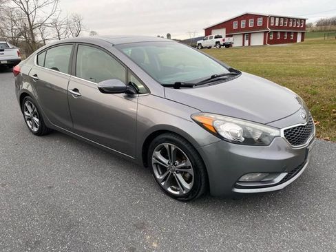 Used 2015 Kia Forte EX w/ Premium Package image 7