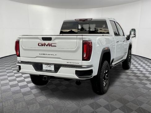 Used 2021 GMC Sierra 3500 Denali w/ Denali Ultimate Package image 6