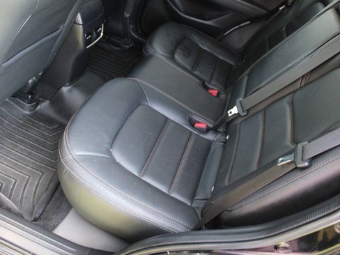 Used 2023 MAZDA CX-5 AWD 2.5 S w/ Premium Package image 31